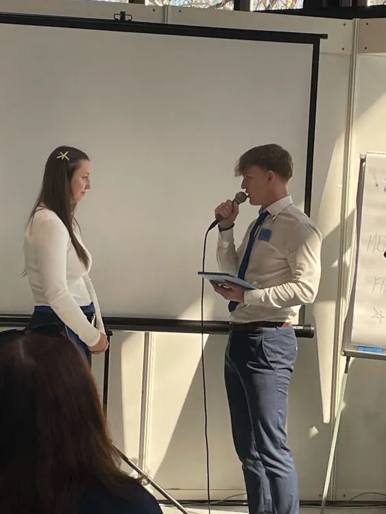 Fiktivní firma z&nbsp;EDUCY Pardubice v&nbsp;TOP 20 na Mezinárodním veletrhu