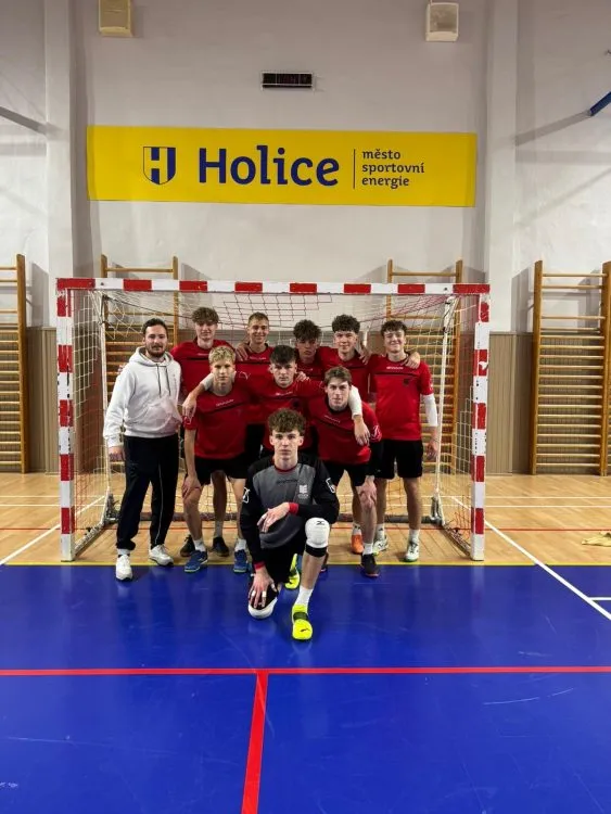 Futsalový triumf v&nbsp;Holicích: borci z&nbsp;EDUCY PARDUBICE ovládli první kolo SFL