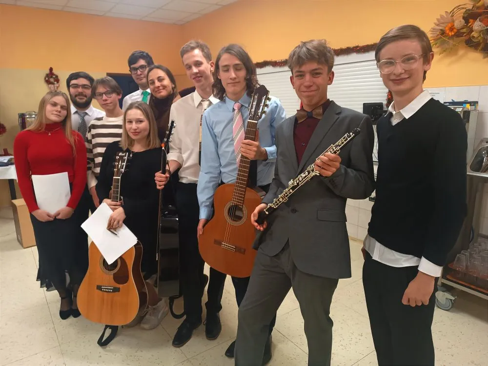 Studenti SŠTD Česká Třebová uspořádali adventní koncert v&nbsp;Domově pro seniory