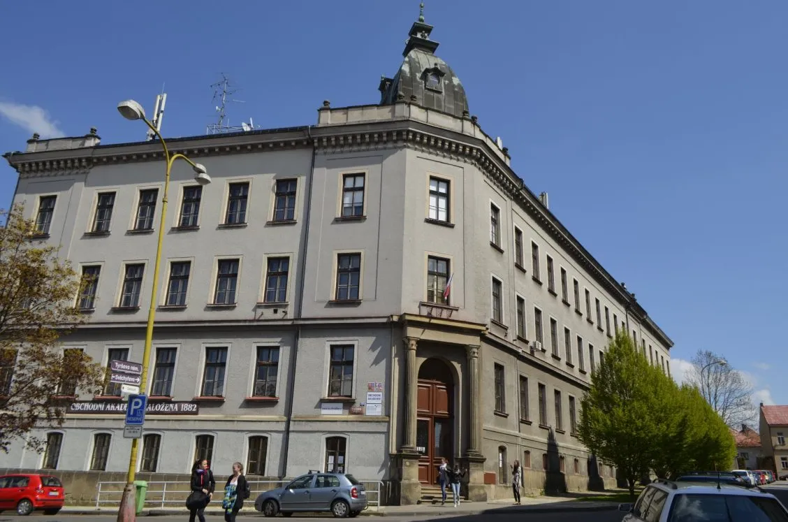 Chrudimskou obchodní akademii čeká zateplení školní budovy