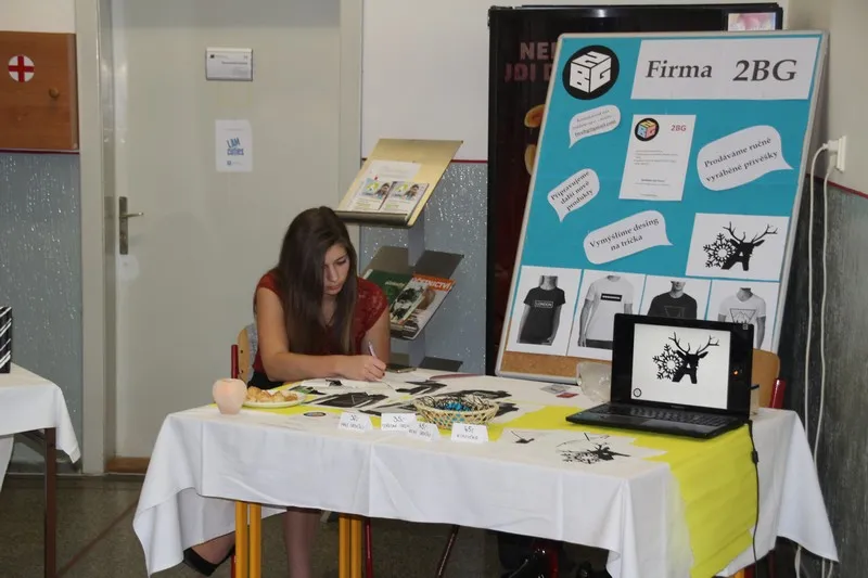 Podnikejme už na škole. Choceňská obchodka se snaží o&nbsp;lepší uplatnění studentů