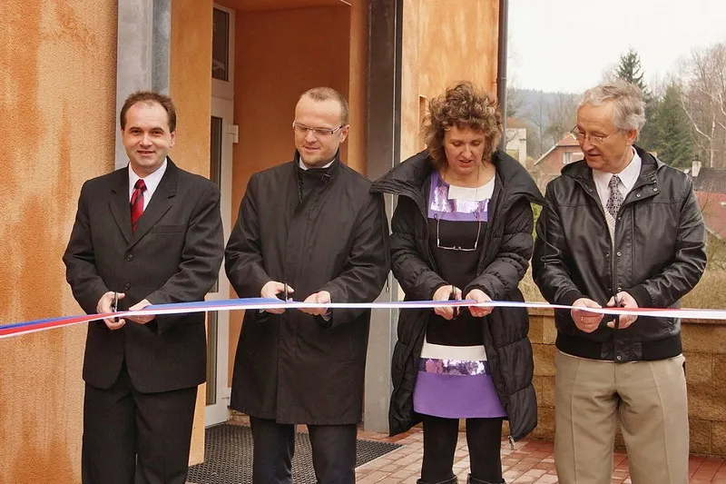 Dolní Dobrouč otvírala rekonstruovanou školu