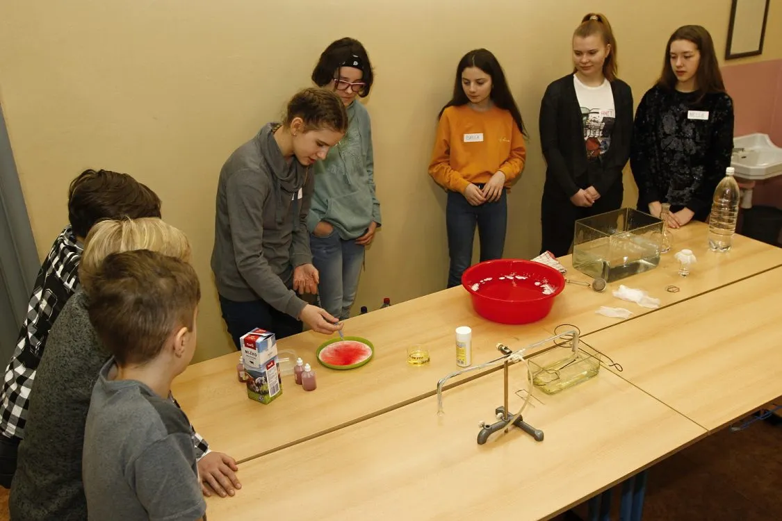 Gymnázium Česká Třebová pořádalo projektový den na téma Život vody