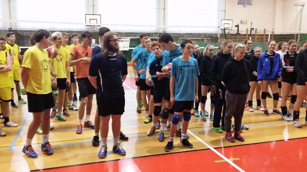 Gymnázium Česká Třebová – Pardubický kraj budou reprezentovat naše volejbalistky i&nbsp;volejbalisté