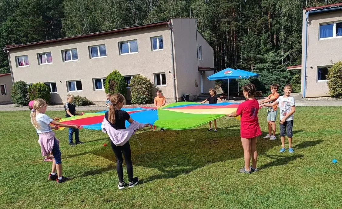 „Začněme spolu“ na Gymnáziu Dr. Emila Holuba v&nbsp;Holicích!