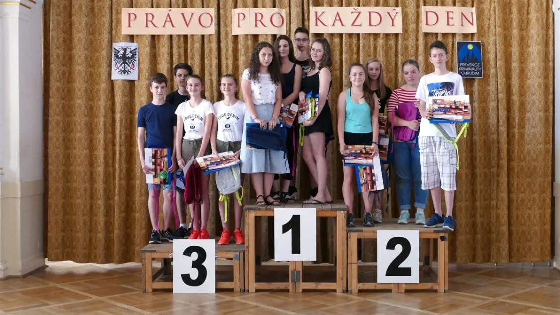 Tým gymnázia Dašická zvítězil v&nbsp;soutěži Právo pro každý den