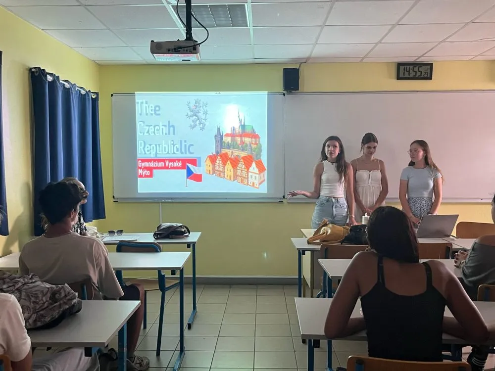 Studenti Gymnázia Vysoké Mýto na dvoutýdenní mobilitě na ostrově Réunion
