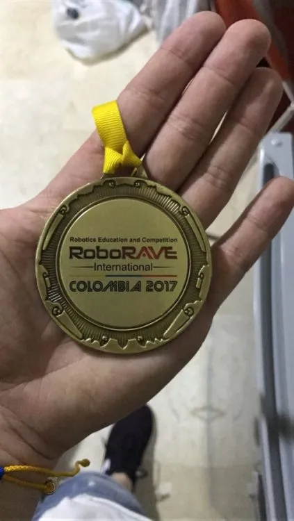 Vítězství vysokomýtských gymnazistů ve světovém finále robotické soutěže v&nbsp;Kolumbii