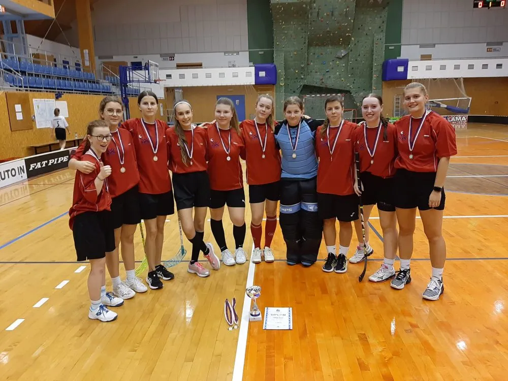 Velký úspěch florbalistek SZŠ Svitavy