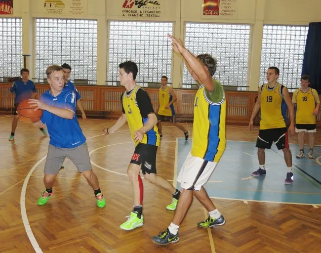 Turnaj o&nbsp;Pohár 17.&nbsp;listopadu na svitavském gymnáziu