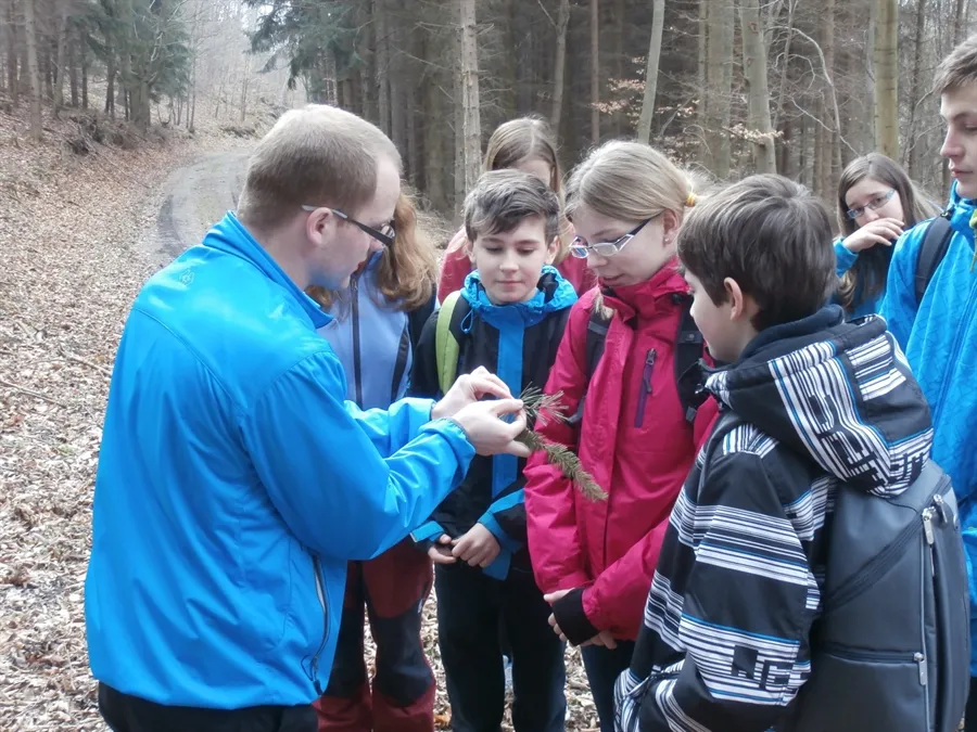 Moravskotřebovští gymnazisté se seznamovali s&nbsp;ekosystémem lesa