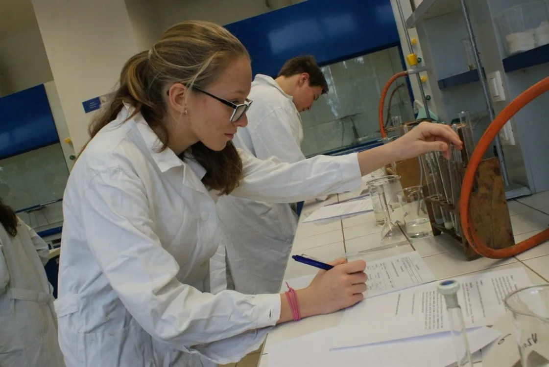Mladý chemik zaznamenal rekordní účast: soutěžilo dvanáct tisíc žáků