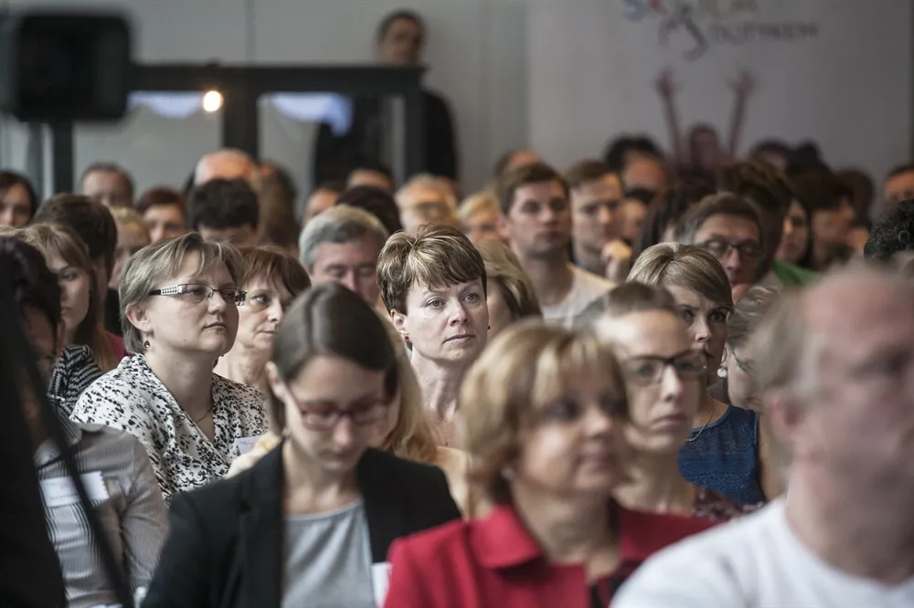 Až 85 procent žáků chce pokračovat ve výuce s&nbsp;tablety