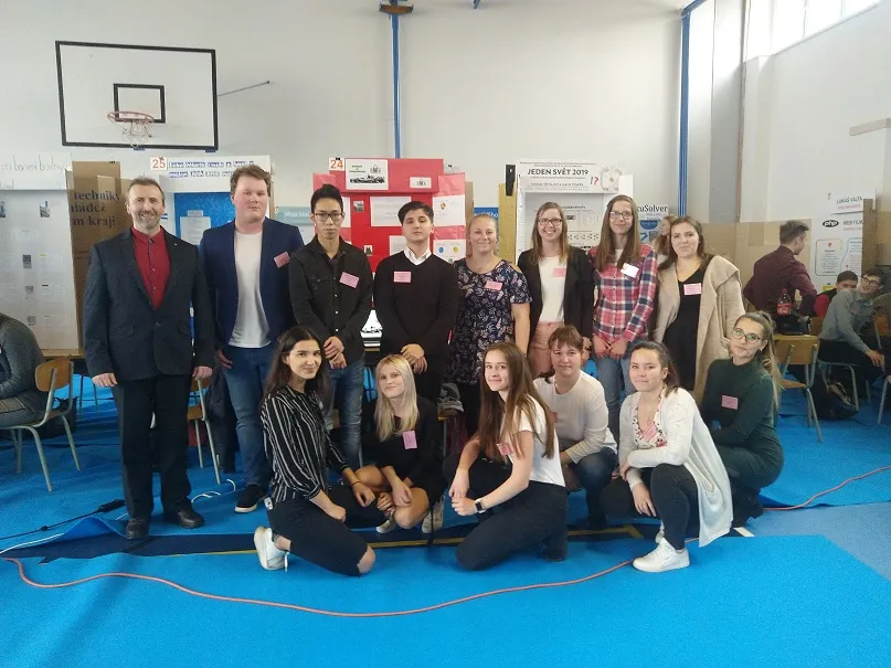 Úspěšný projekt studentů OA Chrudim na Festivalu vědy a&nbsp;techniky pro děti a&nbsp;mládež v&nbsp;Pardubickém kraji