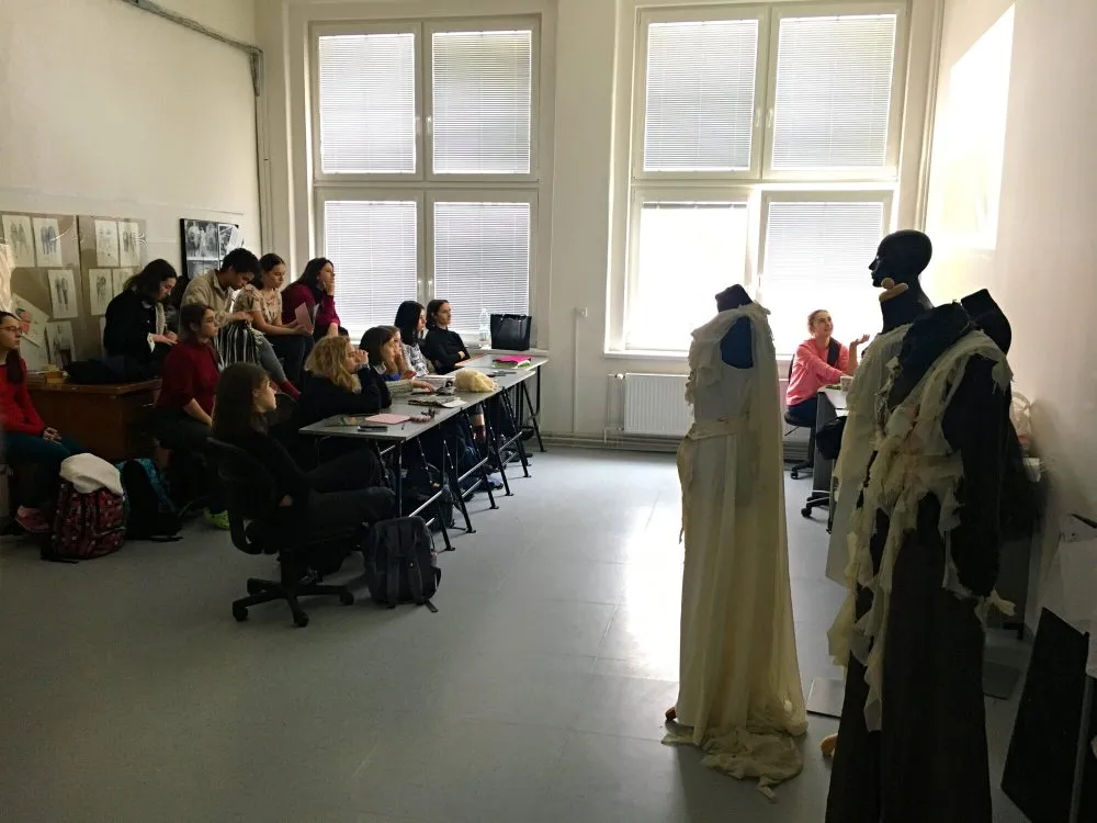 Úspěšná absolventka besedovala se studenty