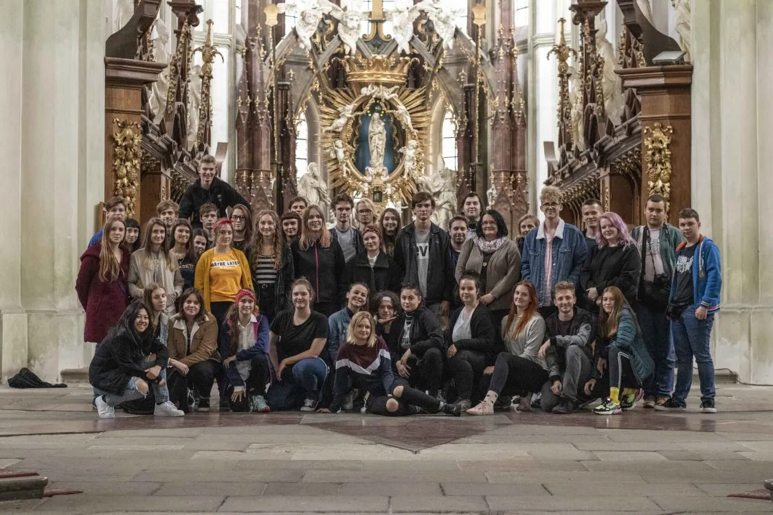 Po stopách Santiniho se vydalo čtyřicet studentů
