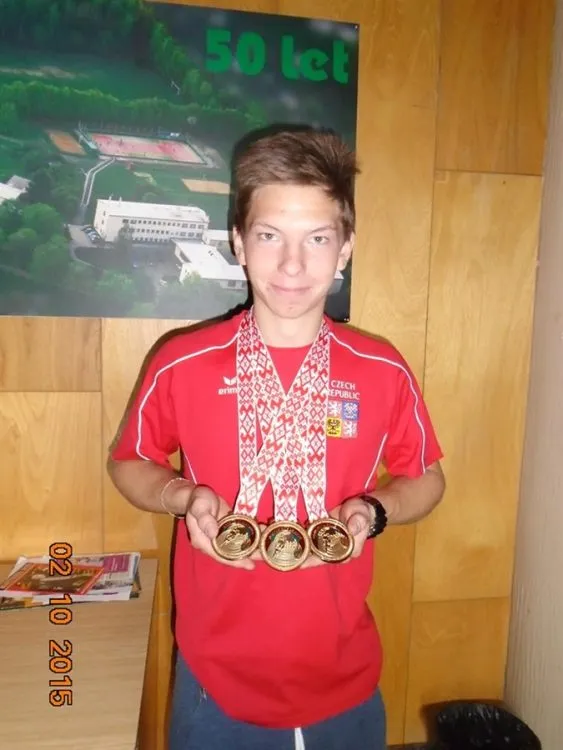 SOUz Chvaletice má mezi svými žáky trojnásobného mistra světa a&nbsp;světového rekordmana!