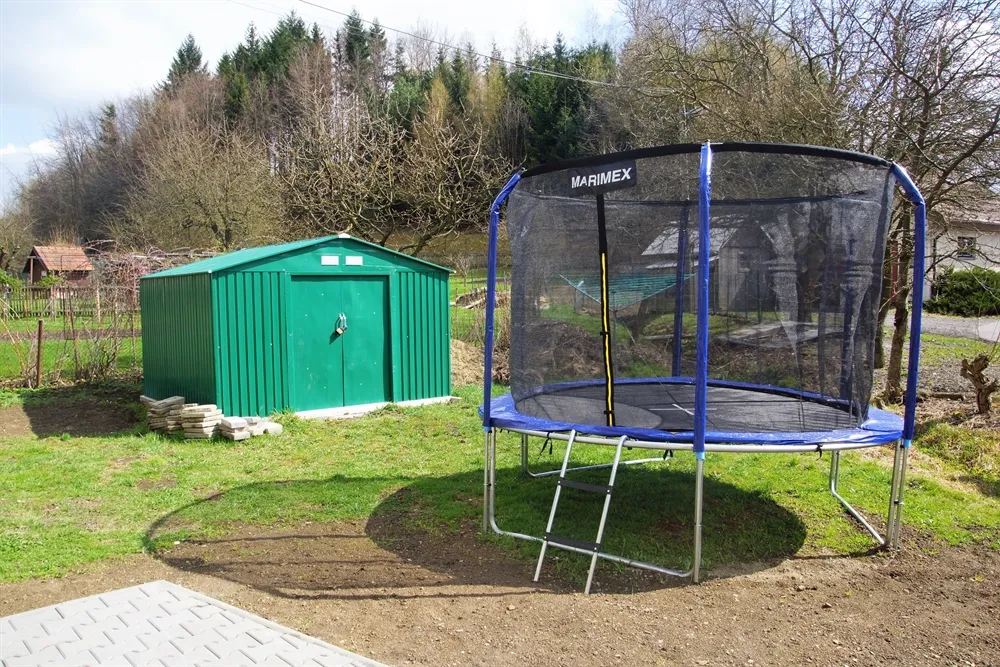 Návštěva hejtmana Pardubického kraje v&nbsp;bytě Dětského domova Polička